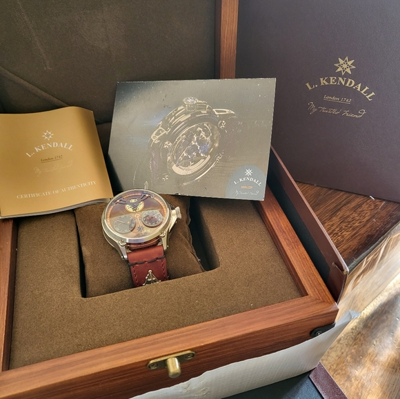 Swiss Luxury watch - Picture 2 of 7